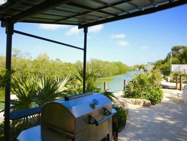 ISLAMORADA 3 BEDROOM HOME