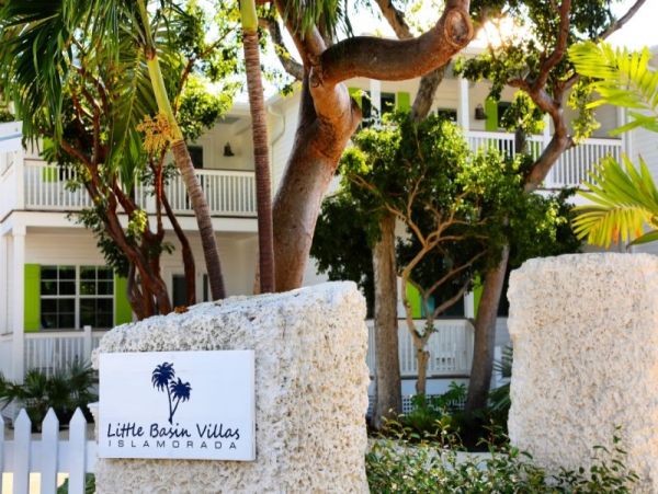 ISLAMORADA 3 BEDROOM HOME
