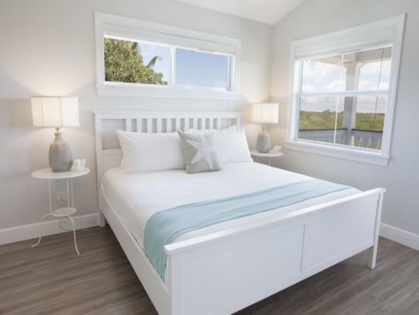 ISLAMORADA 3 BEDROOM HOME