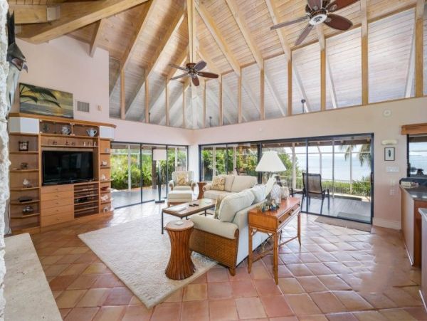 Plantation Key Vacation Rental with Private Dock - Four Bedroom Florida Keys Home