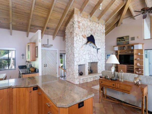 Plantation Key Vacation Rental with Private Dock - Four Bedroom Florida Keys Home