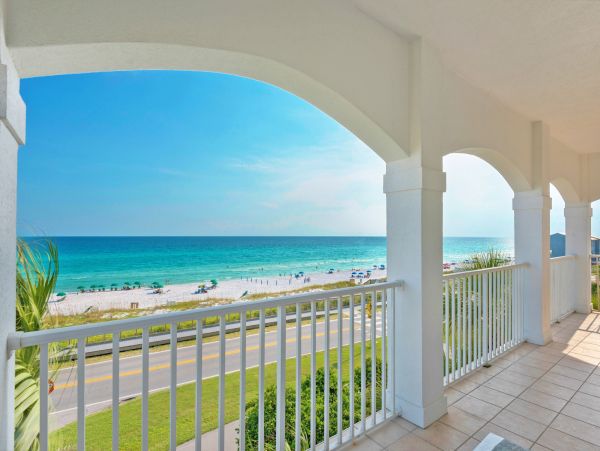 Renovated Vacation Home in Miramar Beach Sleeps 21 Guests