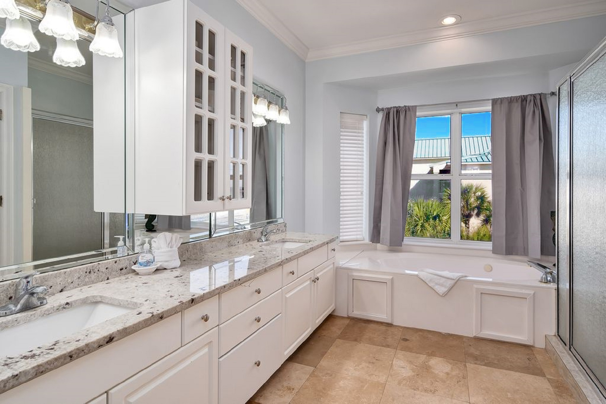 Renovated Vacation Home in Miramar Beach Sleeps 21 Guests