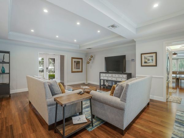 Gorgeous Vacation Rental Home with Private Pool Sleeps 6