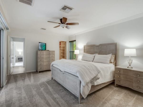 Gorgeous Vacation Rental Home with Private Pool Sleeps 6