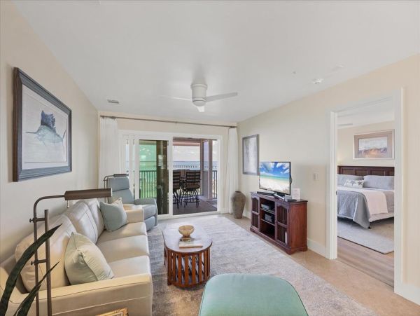 Waterfront Vacation Rental Boca Grande Condo with Boat Slip
