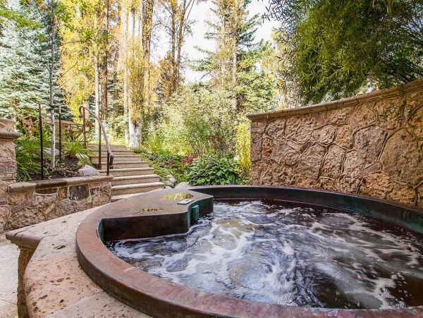 Luxury Mountain View Avon Vacation Villa Five Bedrooms