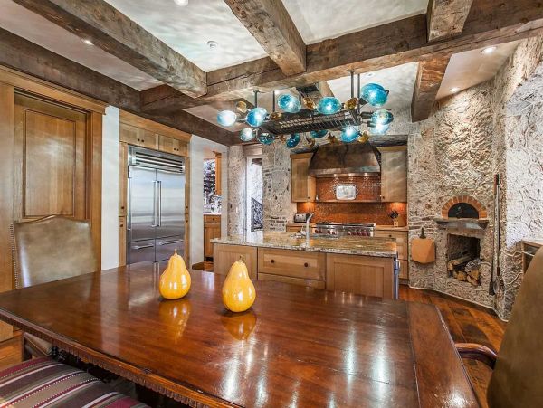 Luxury Mountain View Avon Vacation Villa Five Bedrooms