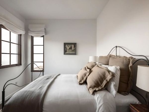 Magnificent Malibu luxury  Three Bedrooms Pool Views