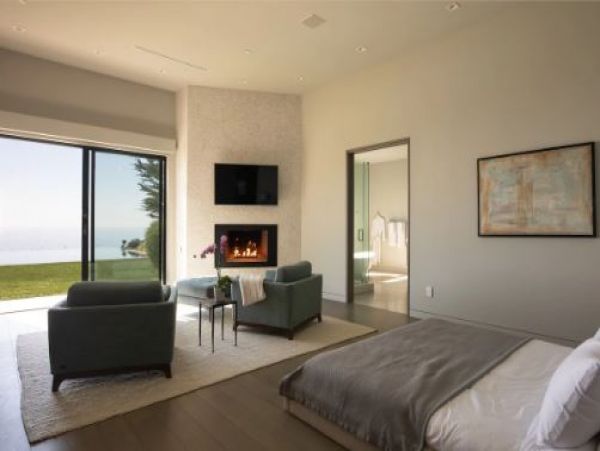 On Beach Private Pool Luxury Malibu Vacation Home