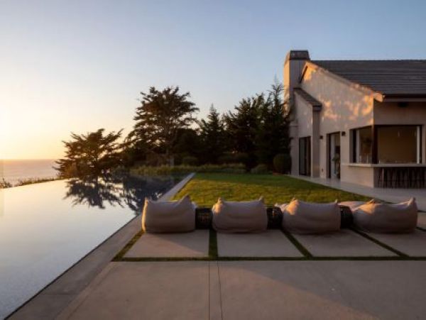 On Beach Private Pool Luxury Malibu Vacation Home