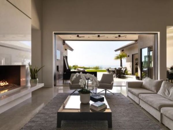 On Beach Private Pool Luxury Malibu Vacation Home