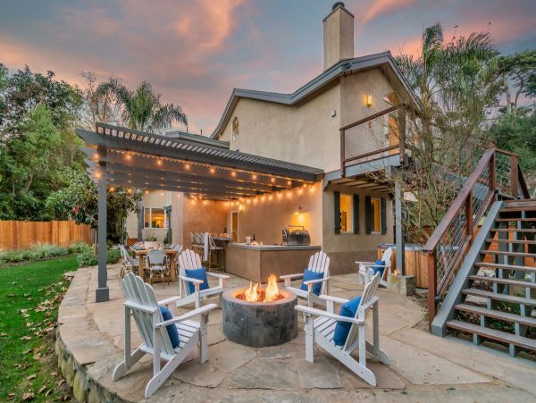 Six Bedroom Montecito Vacation Home with Spa + Guest House