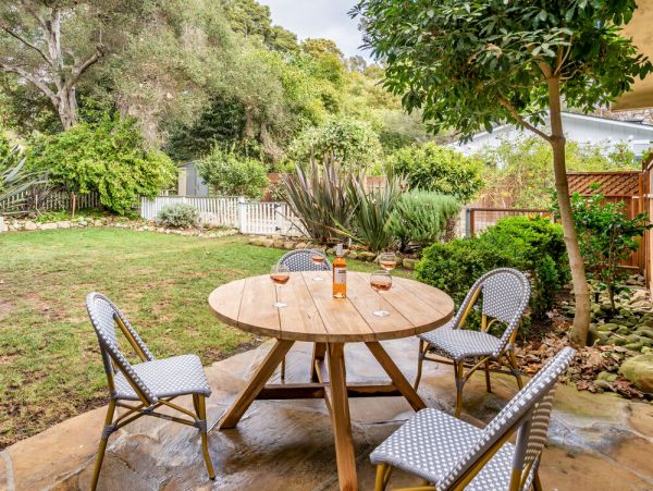 Six Bedroom Montecito Vacation Home with Spa + Guest House