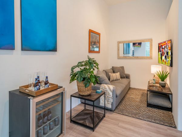 Six Bedroom Montecito Vacation Home with Spa + Guest House