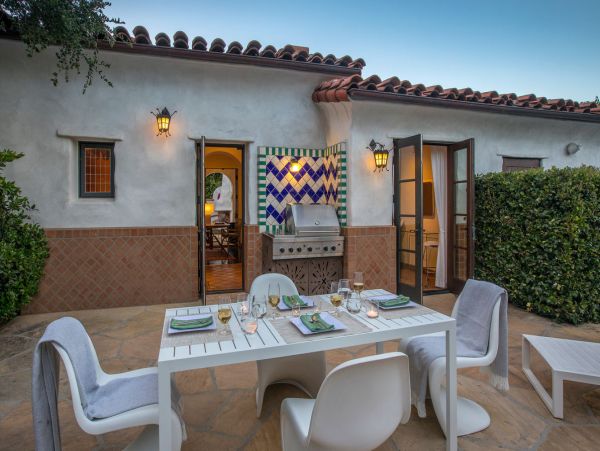 Close to Beach Three Bedroom Vacation Home in Montecito