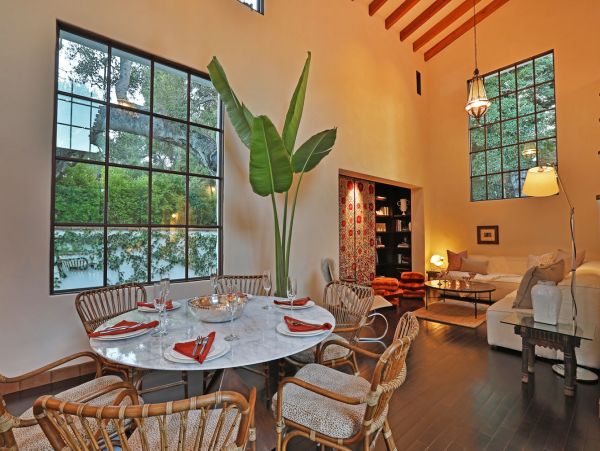 Close to Beach Three Bedroom Vacation Home in Montecito