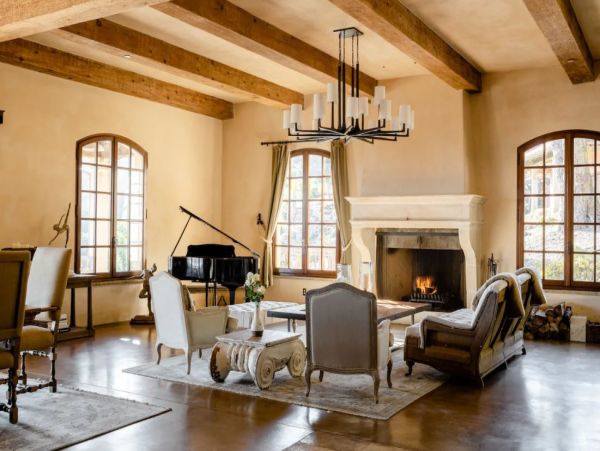 Napa Three Bedroom Mountain View Pool Home