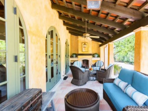 Sonoma Vacation Pool Home Three Bedrooms Mountain Views