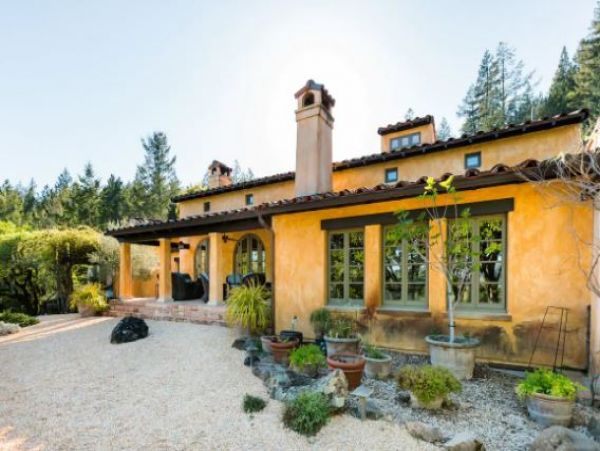 Sonoma Vacation Pool Home Three Bedrooms Mountain Views