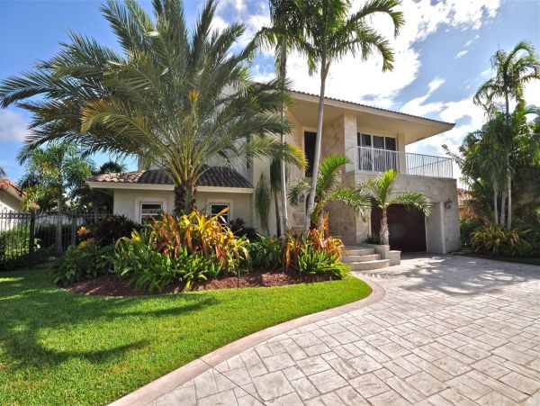 Water View Pompano Beach Vacation Home with Pool & Spa