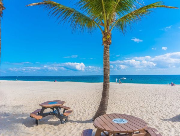 Water View Pompano Beach Vacation Home with Pool & Spa