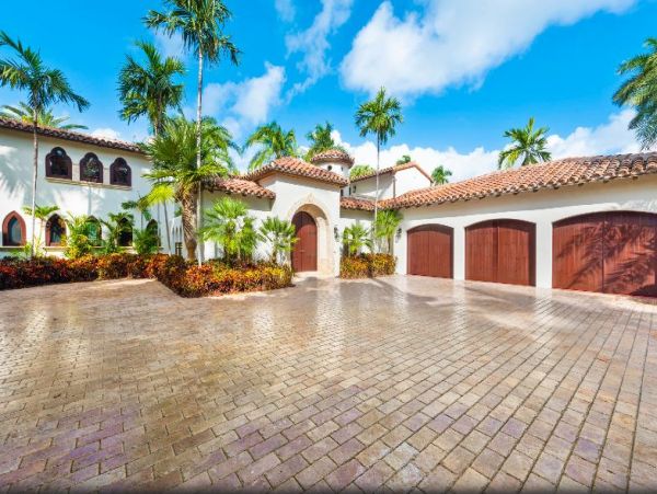 Bay View Miami Vacation Villa Private Pool and Spa