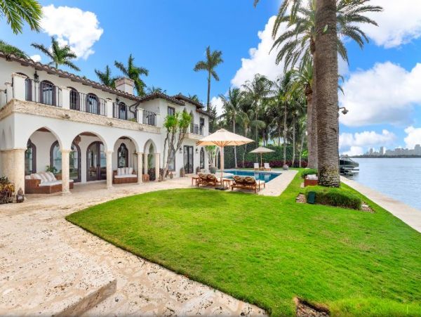 Bay View Miami Vacation Villa Private Pool and Spa