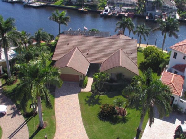 Cape Coral Luxury Vacation Rental Home Three Bedrooms