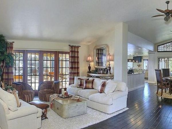 Cape Coral Luxury Vacation Rental Home Three Bedrooms