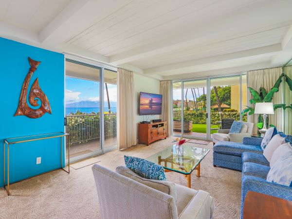 Beachfront Two Bedroom Kaanapali Vacation Rental Condo