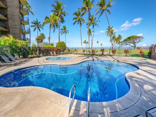Beachfront  Kihei Condo