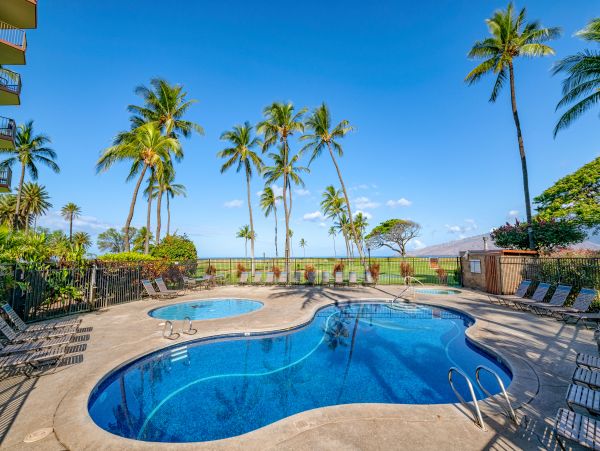 Beachfront  Kihei Condo