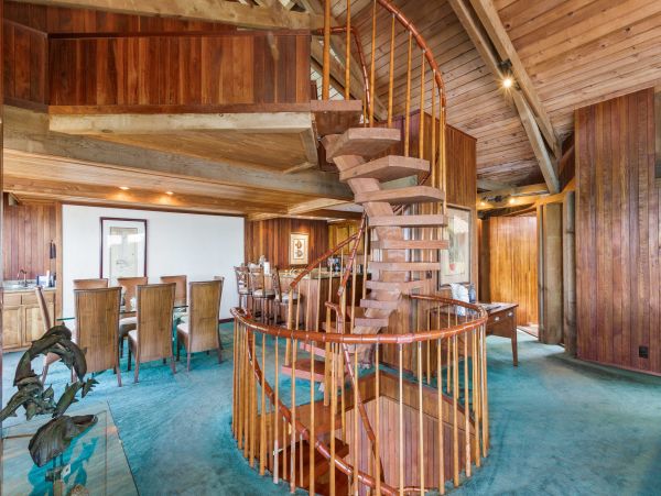 Napili 5 bedroom Oceanfront  Property