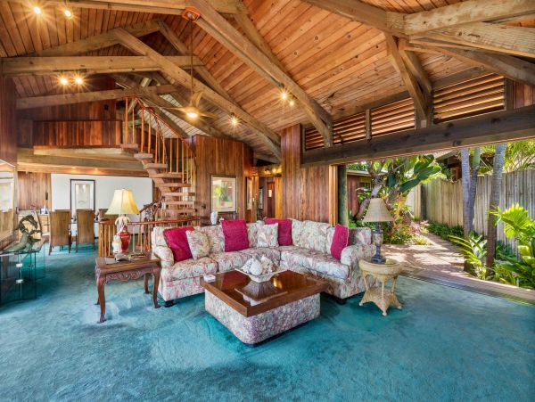 Napili 5 bedroom Oceanfront  Property