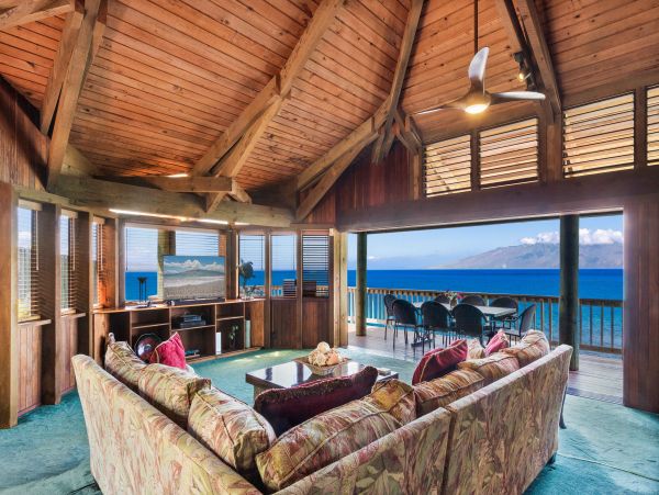 Napili 5 bedroom Oceanfront  Property