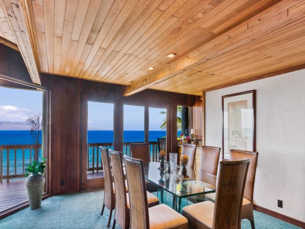Napili 5 bedroom Oceanfront  Property