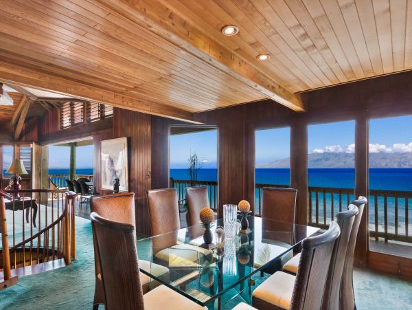 Napili 5 bedroom Oceanfront  Property
