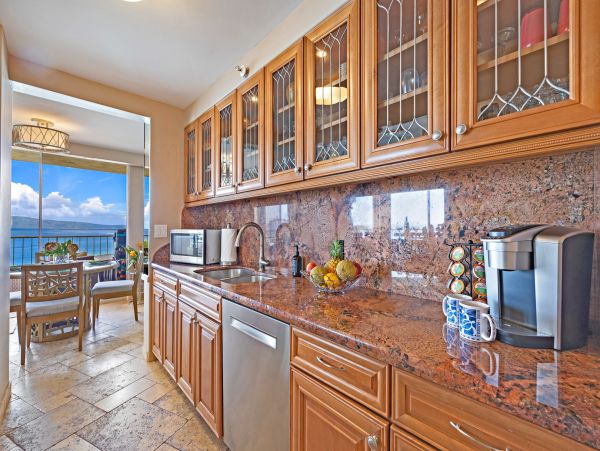 Oceanfront Corner Retreat with Breathtaking Wraparound Views in Kaanapali
