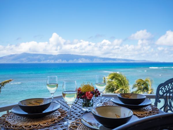 Oceanfront Corner Retreat with Breathtaking Wraparound Views in Kaanapali