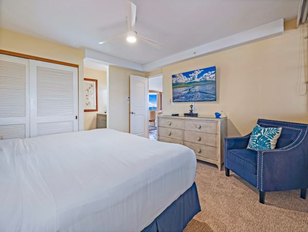 Oceanfront Corner Retreat with Breathtaking Wraparound Views in Kaanapali