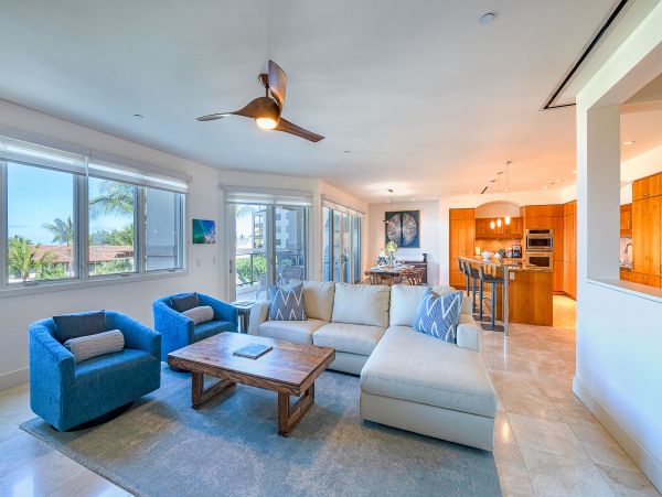 Luxury Vacation Penthouse in Wailea with Amazing Views Sleeps 6