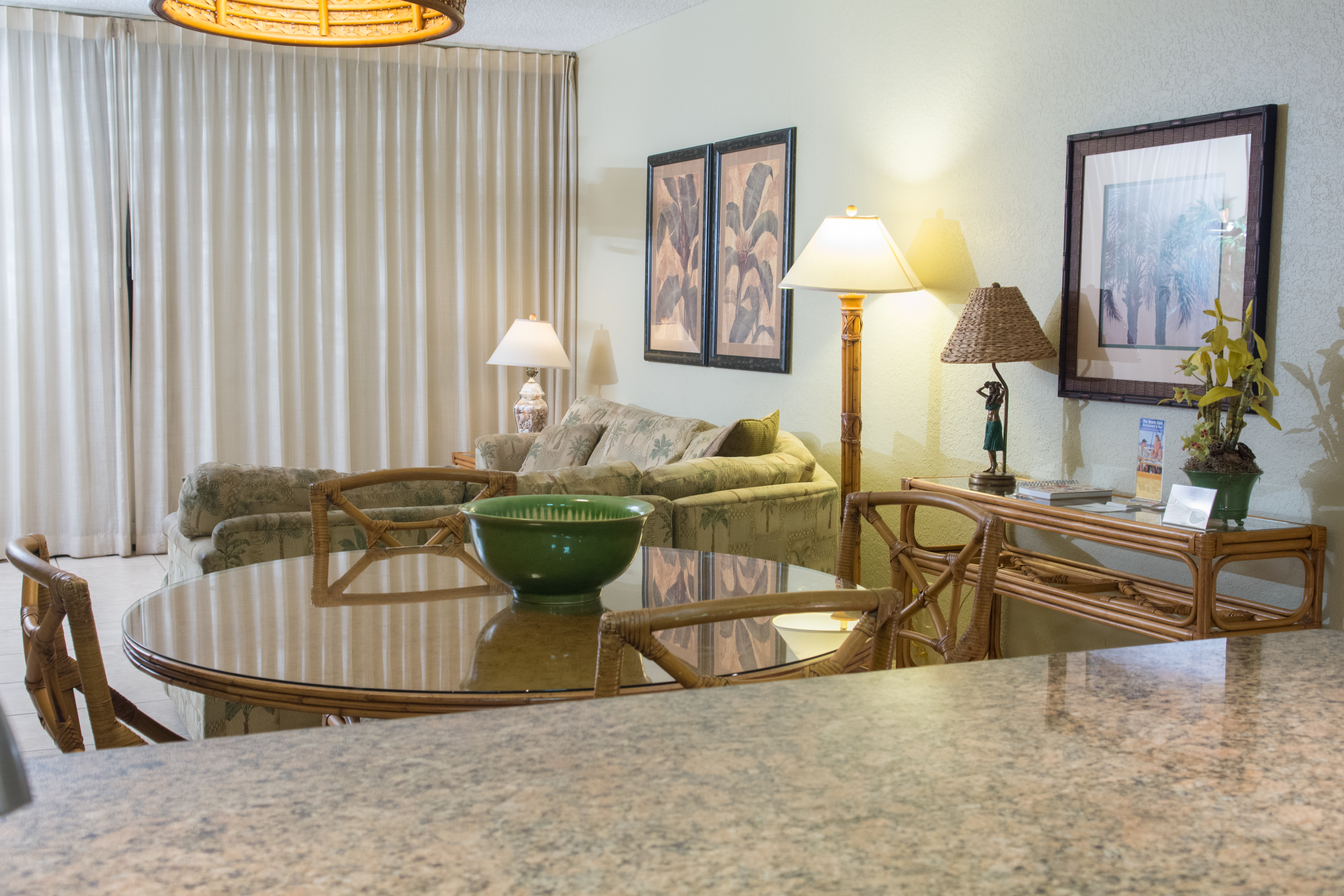 Luxury Oceanfront Condo on Kaanapali Beach - Perfect Hawaiian Getaway