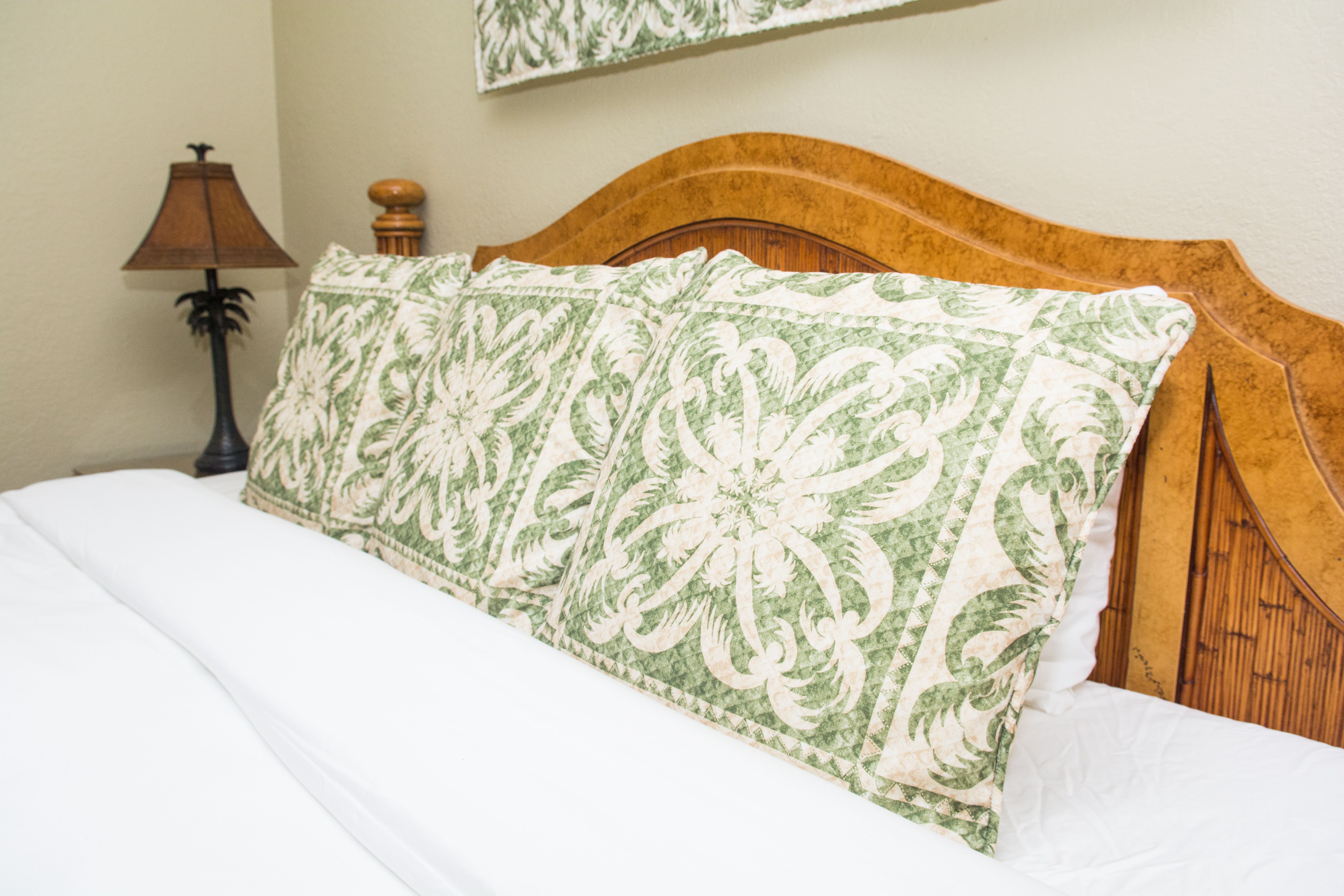 Luxury Oceanfront Condo on Kaanapali Beach - Perfect Hawaiian Getaway