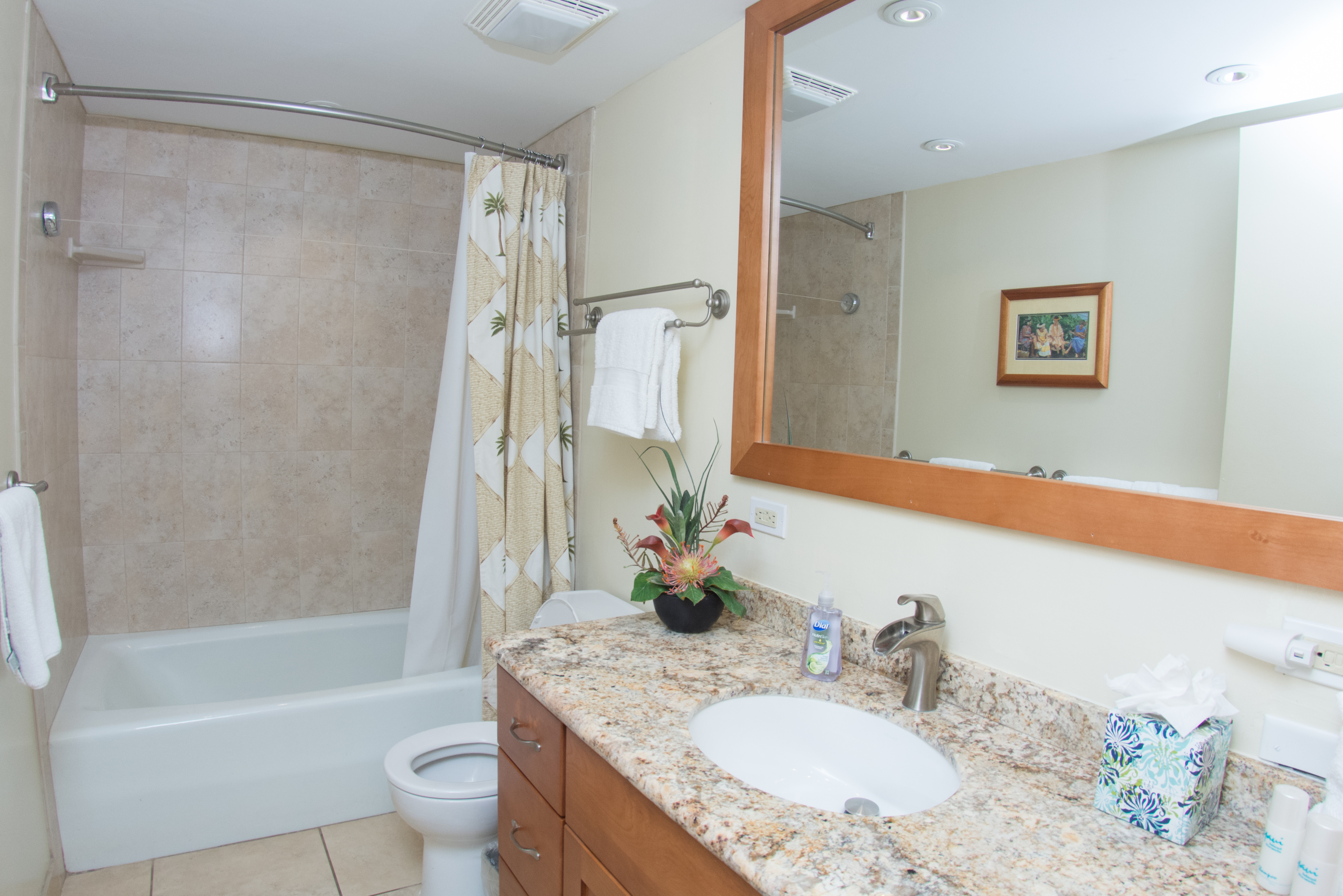 Luxury Oceanfront Condo on Kaanapali Beach - Perfect Hawaiian Getaway
