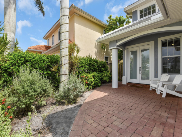Family-Friendly Beach Retreat in Naples Four Bedroom Vacation Home