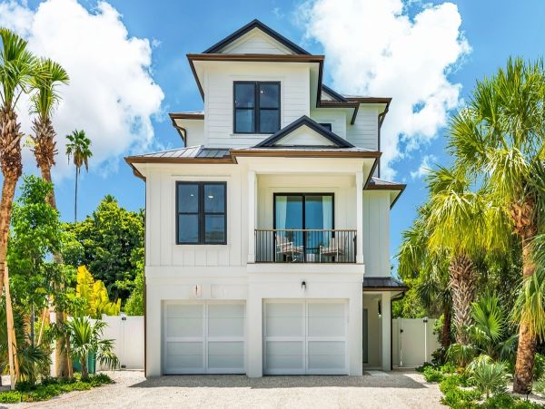 Short Walk to Beach Anna Maria Island Vacation Home