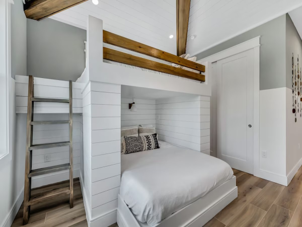 Short Walk to Beach Anna Maria Island Vacation Home