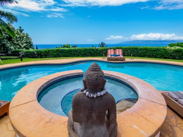 Exclusive 4 Bdrm Estate  Exceptional Mountain & Ocean Views