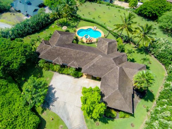Exclusive 4 Bdrm Estate  Exceptional Mountain & Ocean Views